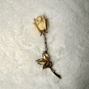 Elegant Gold and Cream Rose Brooch